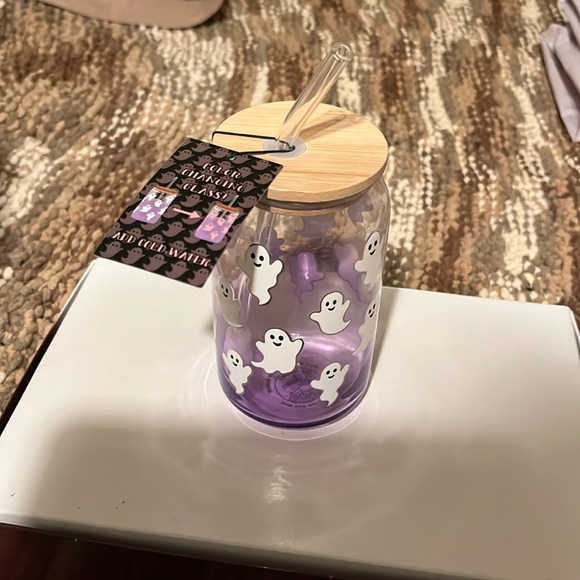 cobwebs and cauldrons Other - Color changing glass purple shadow on the bottom ghosts change with cold drink